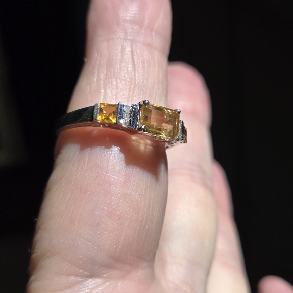 10k white gold Emerald cut citrine & diamond ring sz8 - Picture 4 of 13